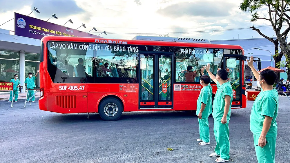 Ở nơi giành giật sự sống ảnh 6