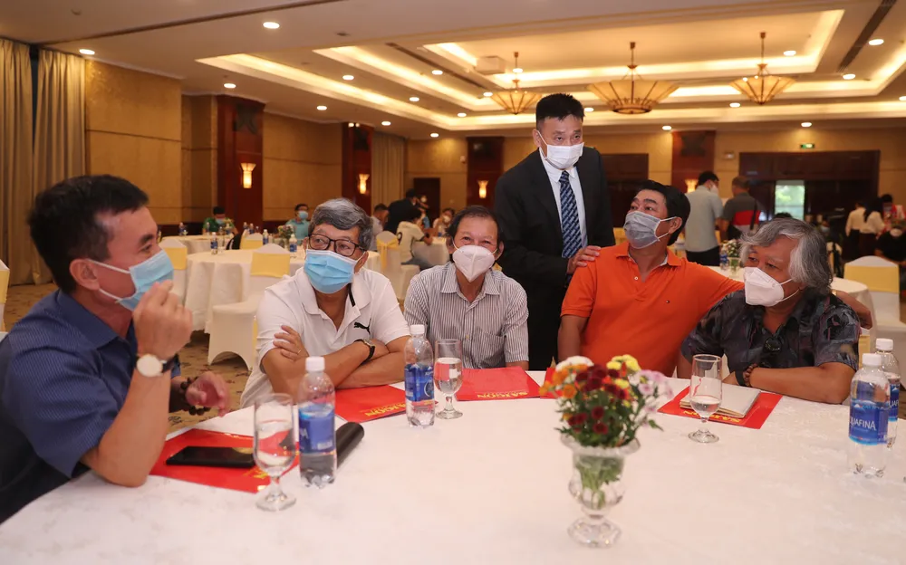 Họp báo Giải thưởng Quả bóng vàng Việt Nam 2021: “Vắng mặt” 3 hạng mục trao giải trong điều lệ ảnh 11