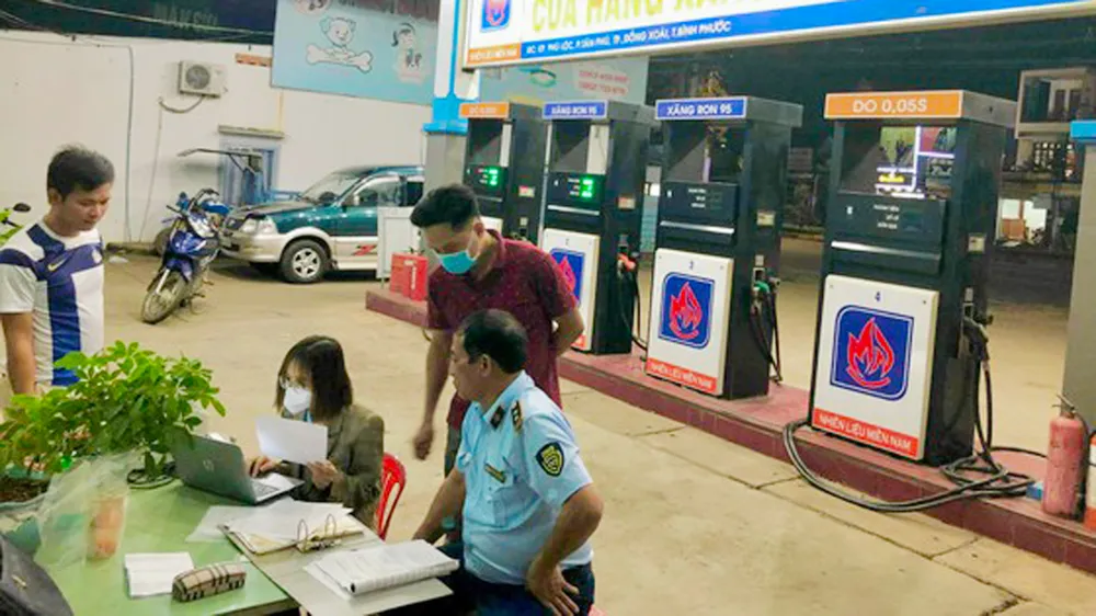 Xử lý nghiêm các trường hợp đầu cơ, găm hàng, tăng giá bất hợp lý ảnh 2