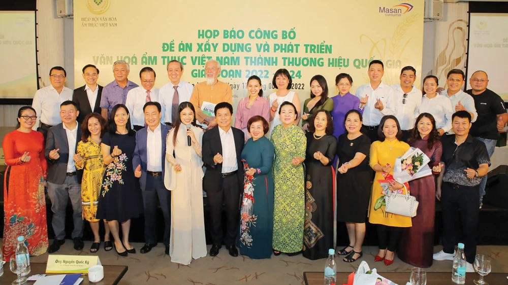 Doanh nghiệp hàng tiêu dùng Việt đồng hành cùng đề án phát triển văn hóa ẩm thực ảnh 1 Doanh nghiệp hàng tiêu dùng Việt đồng hành cùng đề án phát triển văn hóa ẩm thực ảnh 1