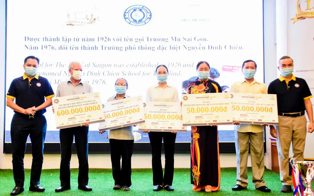Saigontourist kỷ niệm 47 năm thành lập ảnh 3 Saigontourist kỷ niệm 47 năm thành lập ảnh 3