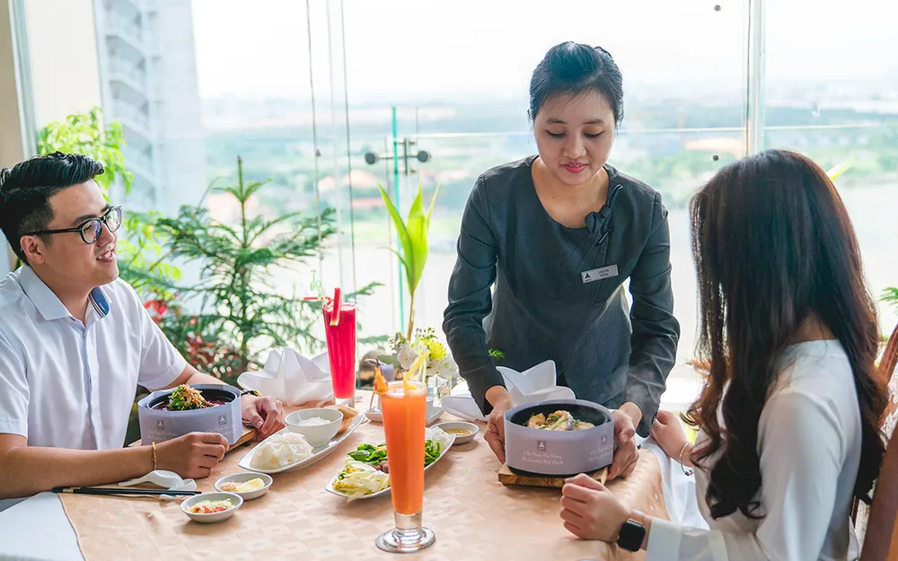 Saigontourist kỷ niệm 47 năm thành lập ảnh 4 Saigontourist kỷ niệm 47 năm thành lập ảnh 4