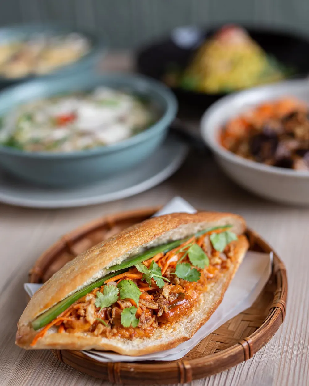 Bánh mì tại nhà hàng Banh-mi-ba Bánh mì tại nhà hàng Banh-mi-ba