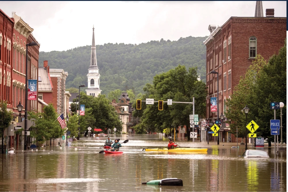 Bang Vermont trải qua lũ lụt nghiêm trọng trong mùa hè. Ảnh: Washington Post