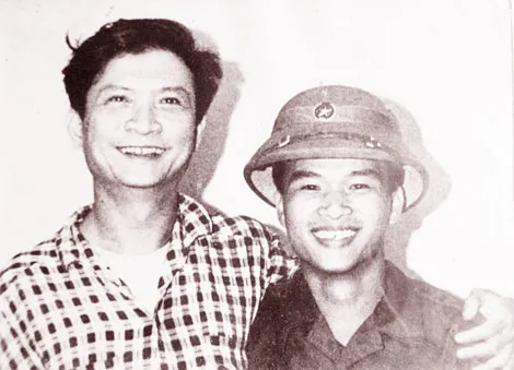Nhà thơ Chế Lan Viên và con trai, nhạc sĩ Phan Lai Triều CN4 ghi chep - che-lan-vien3-18229462.jpg