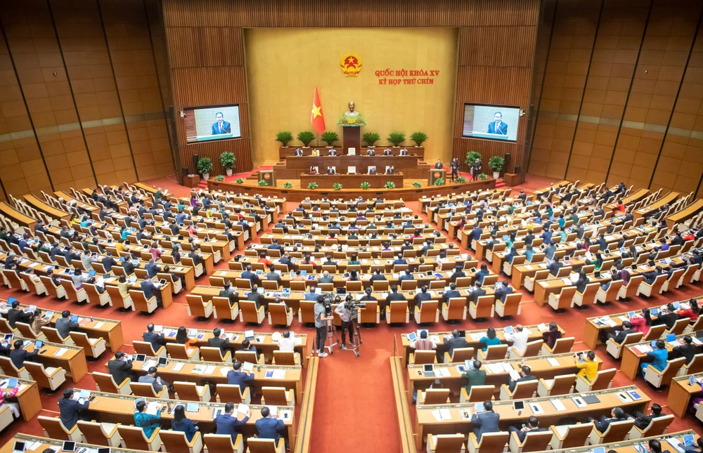 Quốc hội khoá XV khai mạc trọng thể Kỳ họp thứ 9 tại Hội trường Diên Hồng, nhà Quốc hội 050520250955-z6569074035205_d216359969caf8e4beae9665bd6c07d3.jpg