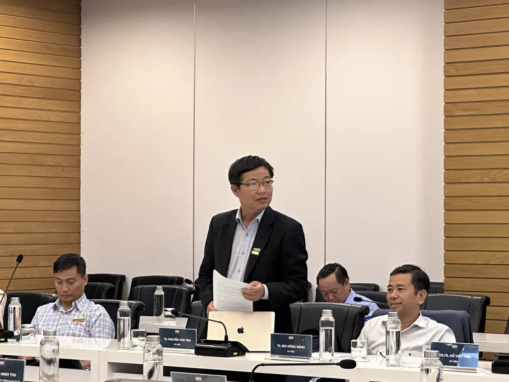 TS. Nguyễn Văn Tân – Trưởng khoa Quản trị - Kinh tế Quốc tế, Trường ĐH Lạc Hồng - Ủy viên Hội đồng 8.jpg
