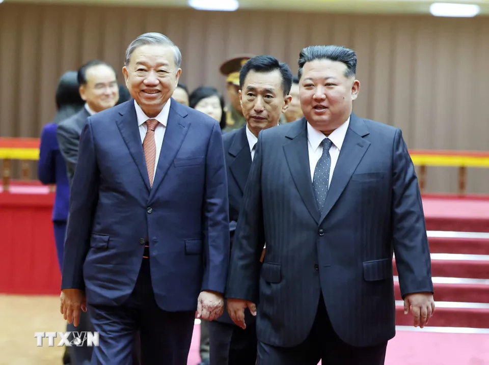 le-don-tong-bi-thu-to-lam-tham-cap-nha-nuoc-toi-chdcnd-trieu-tien-9.jpg