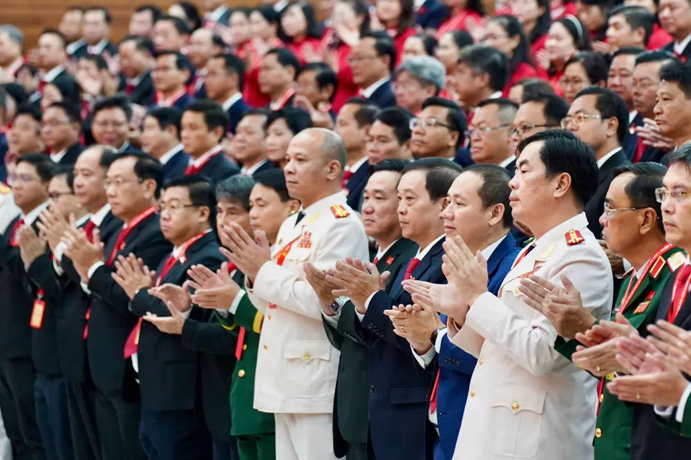 dai-bieu-18.jpg