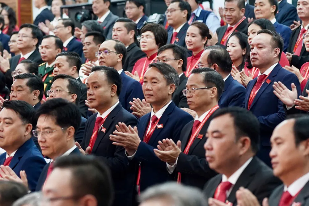 dai-bieu-21.jpg