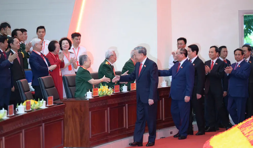 dai-bieu-9.jpg