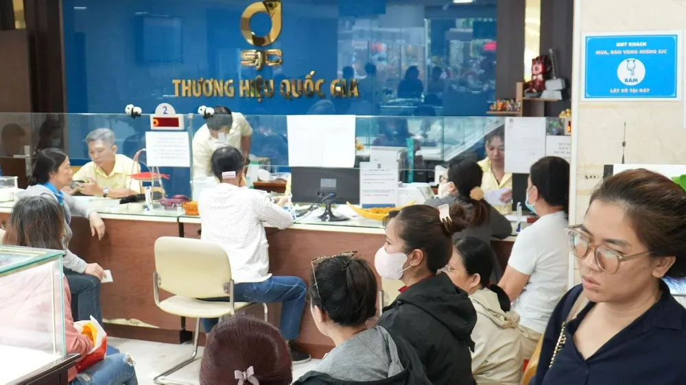 Sáng nay, giá vàng trong nước tăng gần 2 triệu đồng/lượng