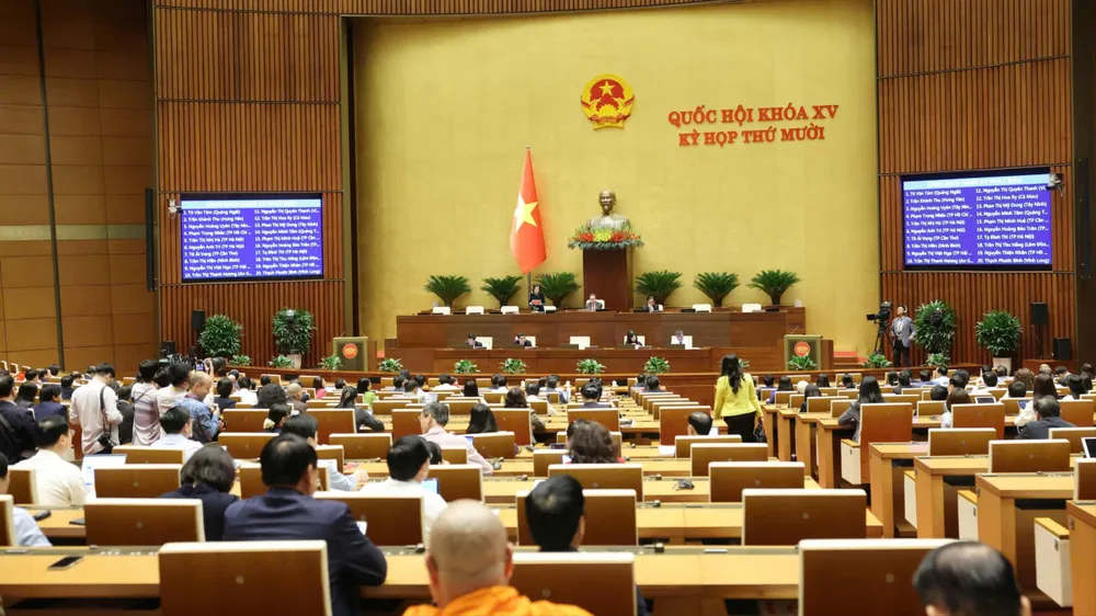 Phiên họp Quốc hội chiều 10-11. Ảnh QUANG PHÚC