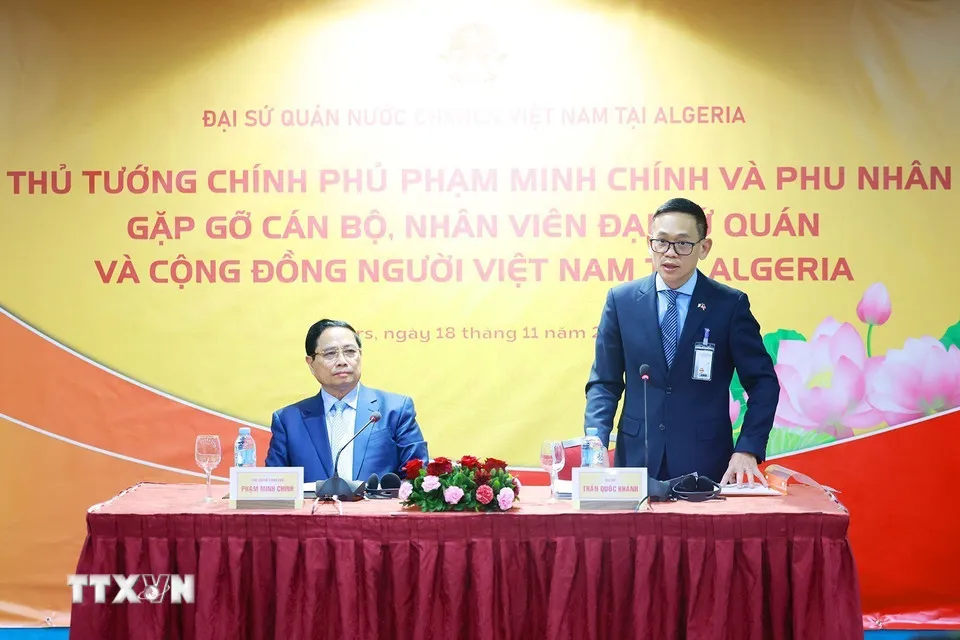 thu-tuong-pham-minh-chinh-gap-cong-dong-nguoi-viet-nam-tai-algeria-8417095-8.jpg