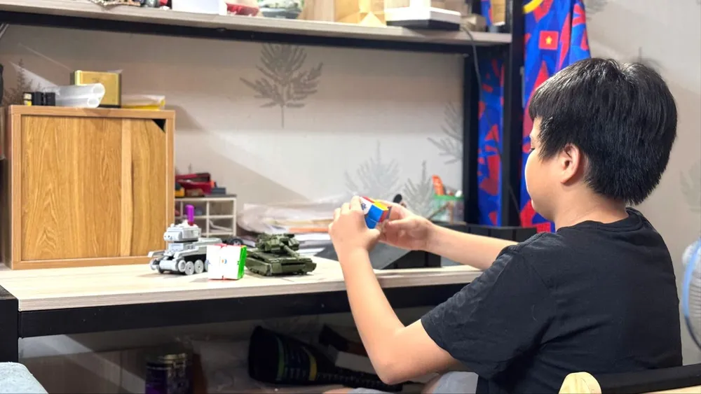 Trẻ em và áp lực vô hình từ mạng xã hội