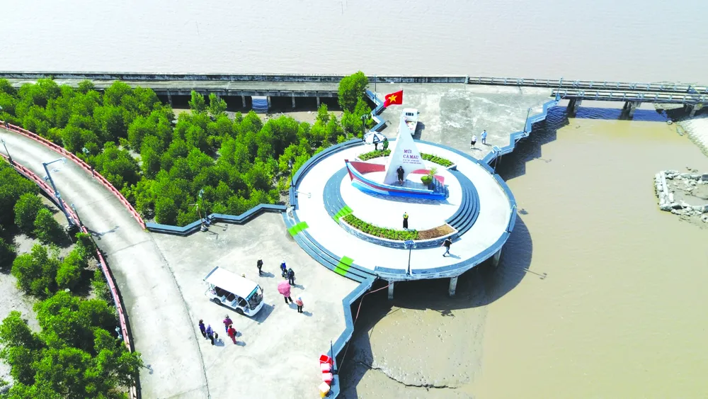 Khu du lịch quốc gia Mũi Cà Mau (xã Đất Mũi, tỉnh Cà Mau) khoác áo mới sẵn sàng đón du khách. Ảnh: TẤN THÁI