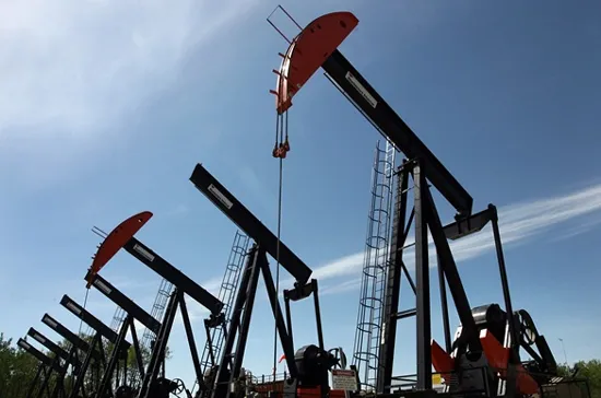 IEA: Nhu cầu dầu toàn cầu tăng mạnh hơn dự báo