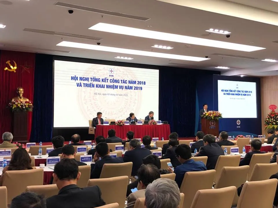 Phó Thủ tướng Trịnh Đình Dũng chỉ đạo tại Hội nghị tổng kết của EVN.