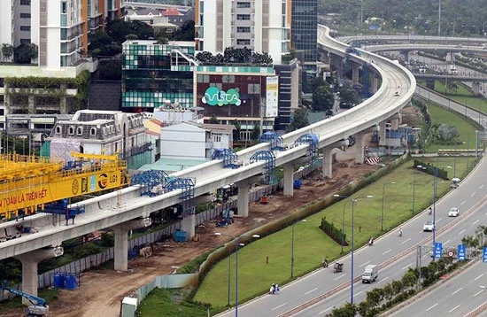 Tuyến metro số 1 đang được khẩn trương hoàn thiện.