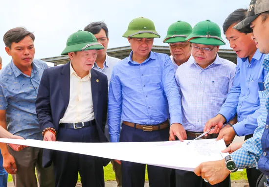 Đặt mục tiêu khởi công sân bay Quảng Trị vào tháng 9 ảnh 2 Đặt mục tiêu khởi công sân bay Quảng Trị vào tháng 9 ảnh 2