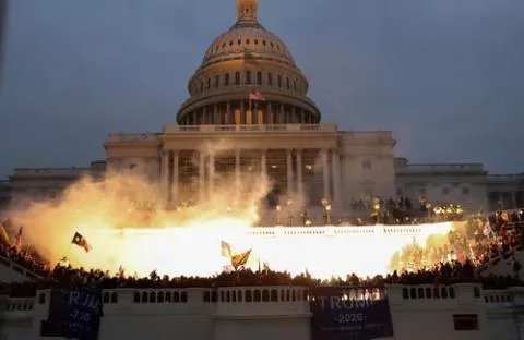 Ông Trumpcảnh báo về'cái bẫy của Đảng Dân chủ' Ong Trumpcanh bao ve'cai bay cua Dang Dan chu'