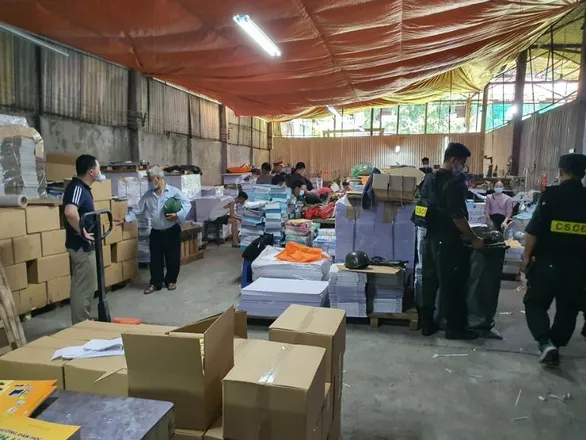 Vì sao cựu Cục phó quản lý thị trường Trần Hùng bị bắt? ảnh 1 Vì sao cựu Cục phó quản lý thị trường Trần Hùng bị bắt? ảnh 1