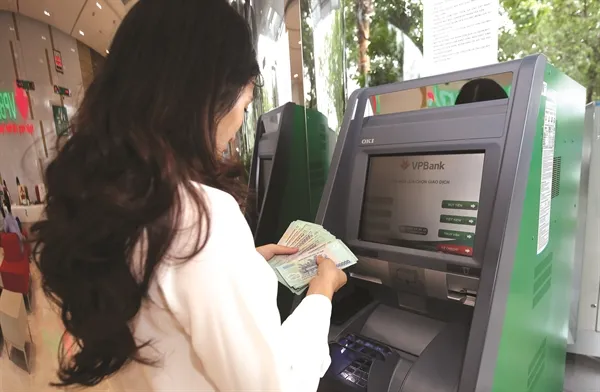 Ngân hàng bước vào chu kỳ “tạo tiền” mới Ảnh: TL.