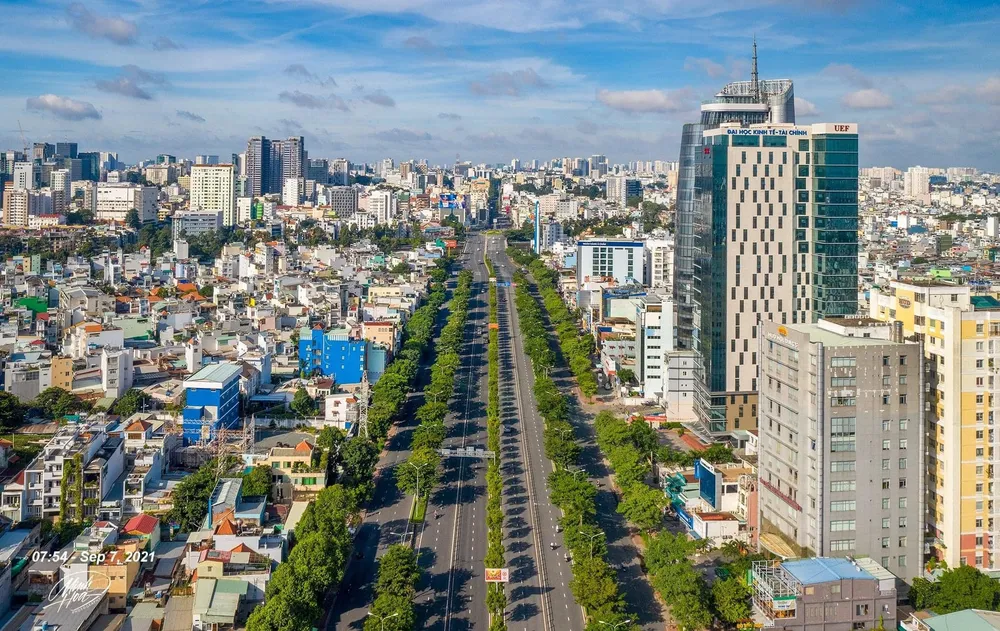 Bất cập lớn nhất là vấn đề giá đất, đây là nguyên nhân của mọi nguyên nhân dẫn đến bức xúc của người dân trong vấn đề đất đai, nhất là trong bồi thường giải phóng mặt bằng. 