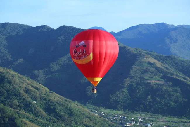 Mua vé Vietjet được tặng miễn phí bay khinh khí cầu