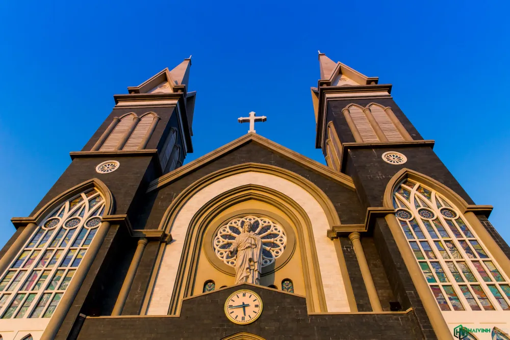 Nhà thờ đẹp nhất tỉnh Bình Dương ảnh 1 Nha tho dep nhat tinh Binh Duong hinh anh 1