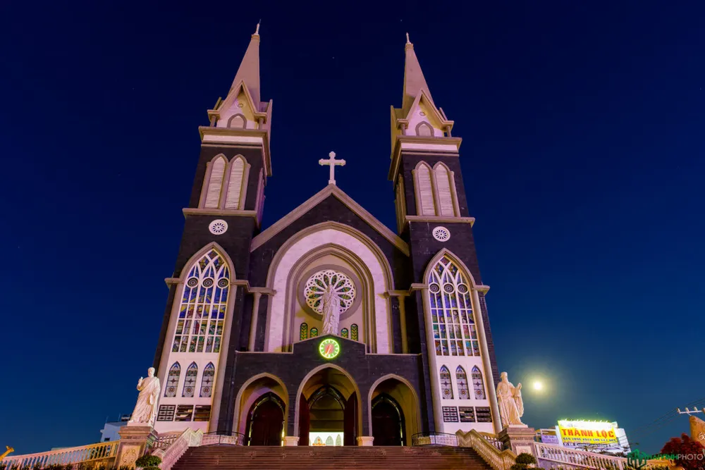 Nhà thờ đẹp nhất tỉnh Bình Dương hình ảnh 16 Nha tho dep nhat tinh Binh Duong hinh anh 16