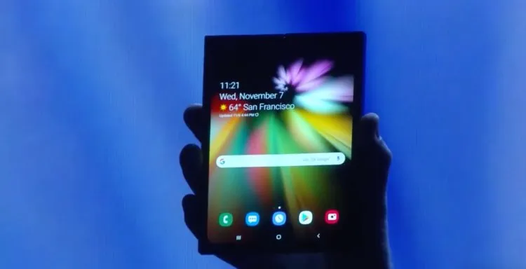 YouTube/Samsung 1. In November 2018, Samsung teased its foldable smartphone concept.