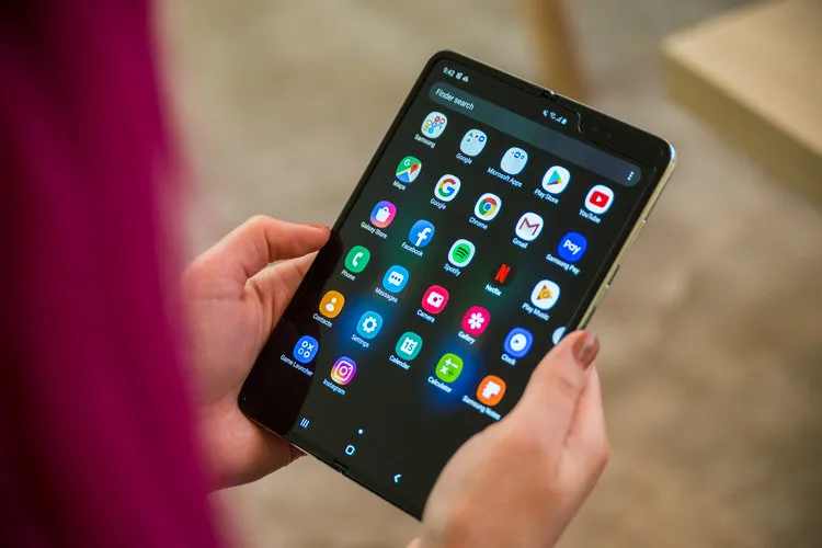 Hollis Johnson/Business Insider 5. In mid-April, just ahead of the planned April 26 launch of the Galaxy Fold, Samsung offered an opportunity for the media to use it. The early impressions were largely positive.