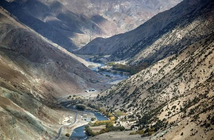 Bí mật thung lũng Panjshir - thành trì duy nhất còn nằm ngoài tầm với của Taliban ảnh 1 Bí mật thung lũng Panjshir - thành trì duy nhất còn nằm ngoài tầm với của Taliban ảnh 1