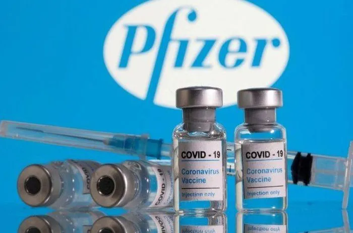 Ủy ban của FDA Mỹ nói không với mũi vaccine Pfizer thứ ba đại trà ảnh 1 Ủy ban của FDA Mỹ nói không với mũi vaccine Pfizer thứ ba đại trà ảnh 1