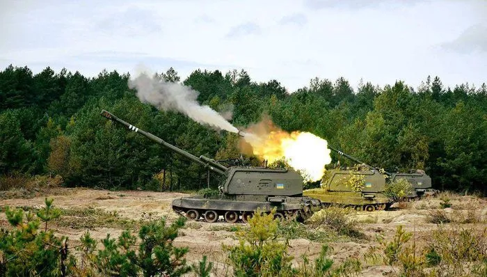 Ukraine bất ngờ tấn công dữ dội lực lượng dân quân miền Đông ảnh 14 Ukraine bất ngờ tấn công dữ dội lực lượng dân quân miền Đông ảnh 14