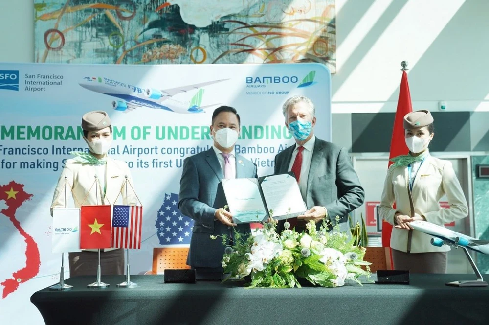 Bamboo beats Vietnam airlines to fly regularly to the U.S