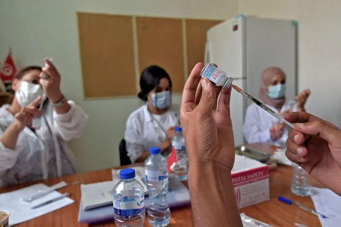 Báo Mỹ: Moderna chạy theo lợi nhuận, chậm giao vaccine cho nước nghèo ảnh 2 Báo Mỹ: Moderna chạy theo lợi nhuận, chậm giao vaccine cho nước nghèo ảnh 2