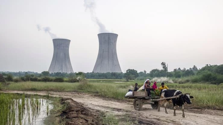 Nhà máy điện than Dadri của công ty NTPC Ltd. tại Gautam Budh Nagar, Uttar Pradesh, Ấn Độ - Ảnh: Getty Imags