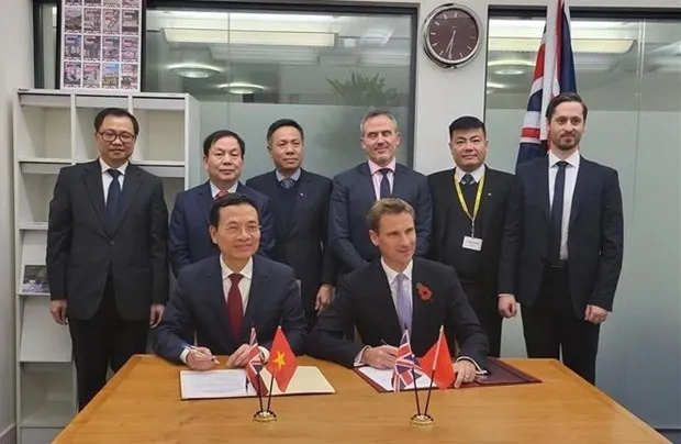 Vietnam, UK enhance cooperation in digital economy, digital transformation hình ảnh 2 Vietnam, UK enhance cooperation in digital economy, digital transformation hinh anh 2