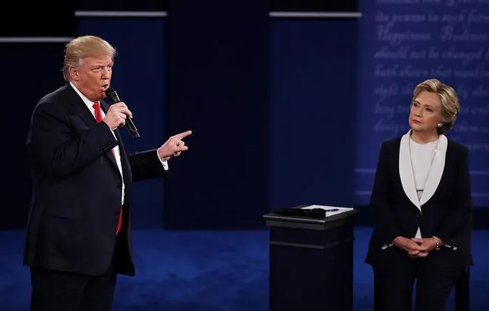 Ông Trump kiện bà Clinton và nhiều cá nhân, tổ chức, đòi bồi thường 24 triệu USD ảnh 1