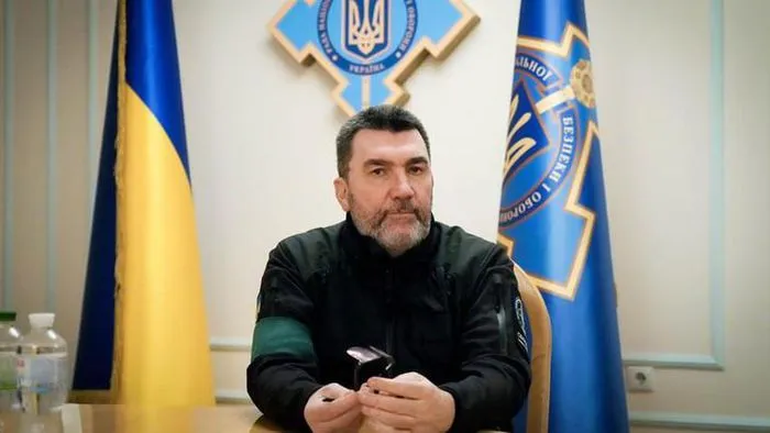 Ukraine tuyên bố sẽ chỉ ký vào văn bản đầu hàng của Nga, không ký hiệp ước hòa bình ảnh 4 Ukraine tuyên bố sẽ chỉ ký vào văn bản đầu hàng của Nga, không ký hiệp ước hòa bình ảnh 4