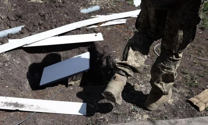 Vệ tinh vũ trụ của Elon Musk đã thay đổi cuộc chiến tại Ukraine như thế nào ảnh 2 Vệ tinh vũ trụ của Elon Musk đã thay đổi cuộc chiến tại Ukraine như thế nào ảnh 2