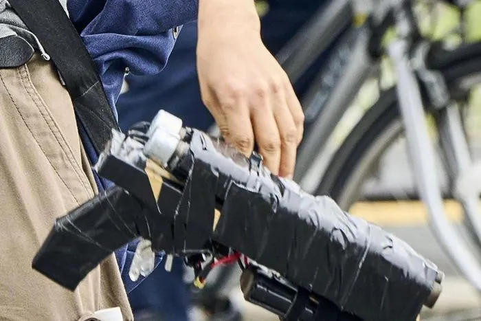 Lời khai chấn động về súng tự chế của người ám sát ông Abe ảnh 2