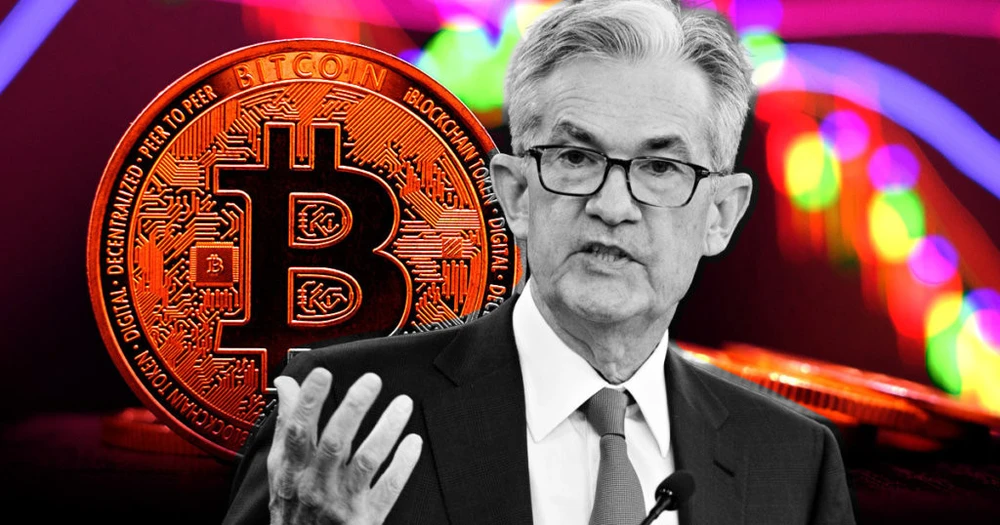 Fed tăng lãi suất 25 điểm cơ bản, giá Bitcoin giảm xuống dưới 27.500 USD