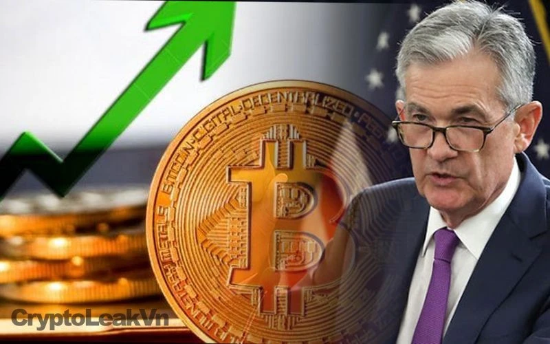 Bitcoin đang thách thức kỳ vọng cắt giảm lãi suất của Fed