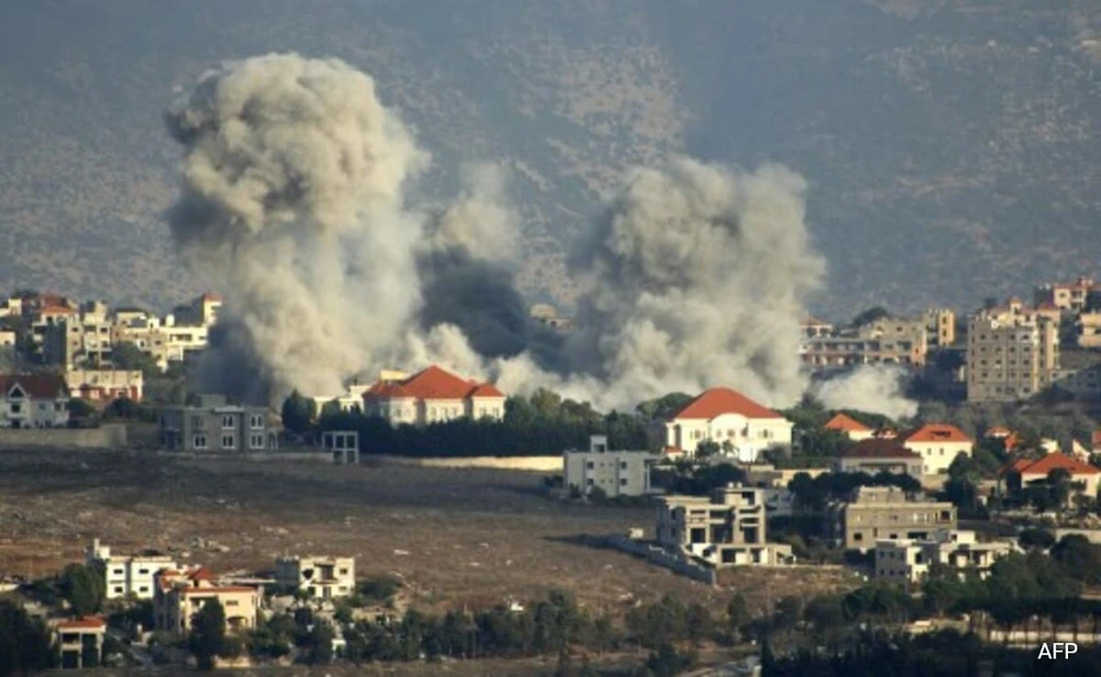 Các cuộc không kích của Israel ở Lebanon.