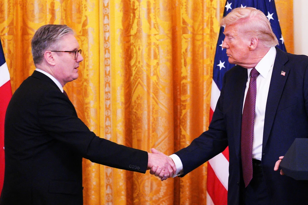 Ông Trump công bố thỏa thuận thương mại 'đột phá' với Anh