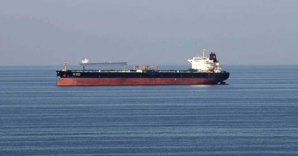 Tàu chở dầu đi qua Eo biển Hormuz, ngày 21-12-2018.