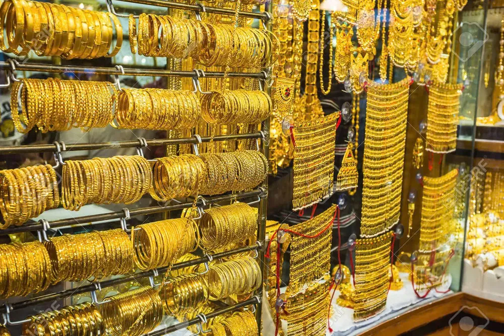 Vàng thế giới giảm 1%